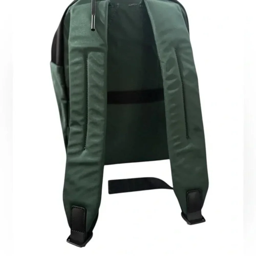 eBags CTS Daypack - Black & Green
